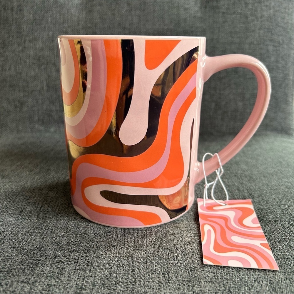 Groovy, Psychedelic Wave Design Coffee Mug, Pink, Orange, Gold Metallic, 20 oz